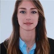 Insegnante di inglese certificata ed esperienza pluriennale con classi e lezioni individuali.